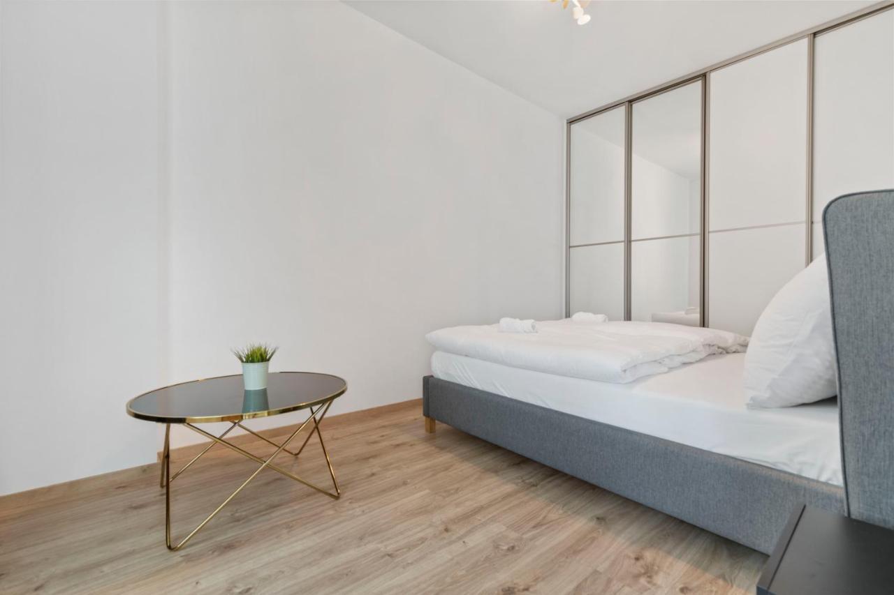 Апартаменты Lam Mint - Ac - Balcony Братислава Экстерьер фото